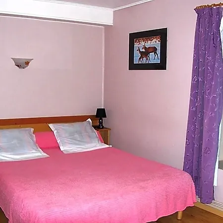 Han/Misafirhane La Vieille Saint-Privat-dʼAllier