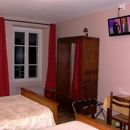 لا فييل أوبيرج Saint-Privat-dʼAllier