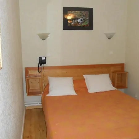 Estalagem La Vieille Saint-Privat-dʼAllier